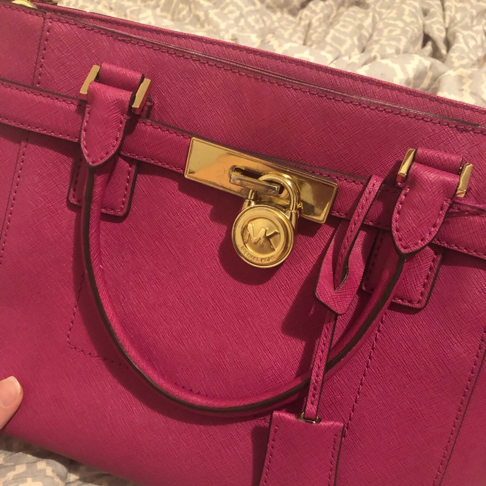Michael Kors Hamilton purse in Mulberry